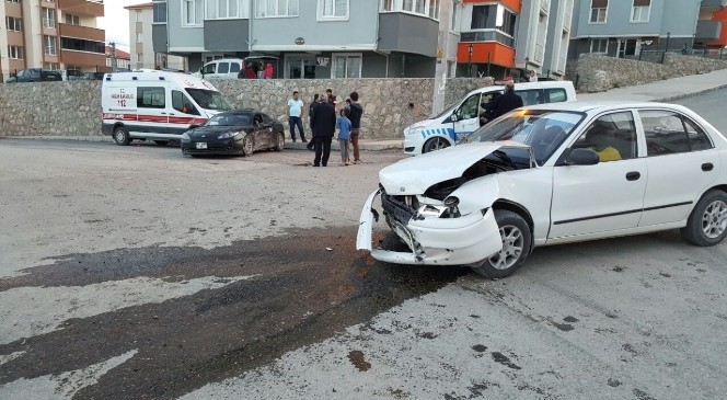 Karabük&#039;te Trafik Kazası: 8 Yaralı