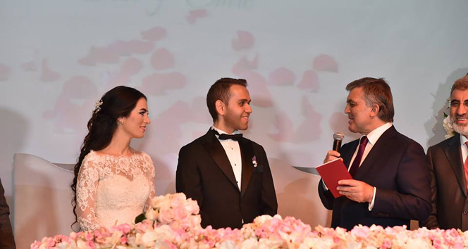 Abdullah Gül nikah şahidi oldu