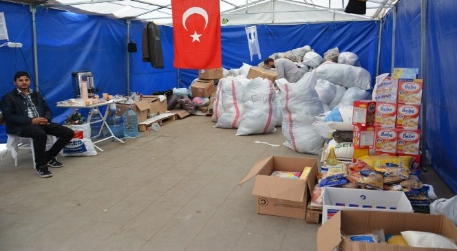 Kırıkkale Kardeşlik Vakfından Bayırbucak Türkmenlerine Yardım