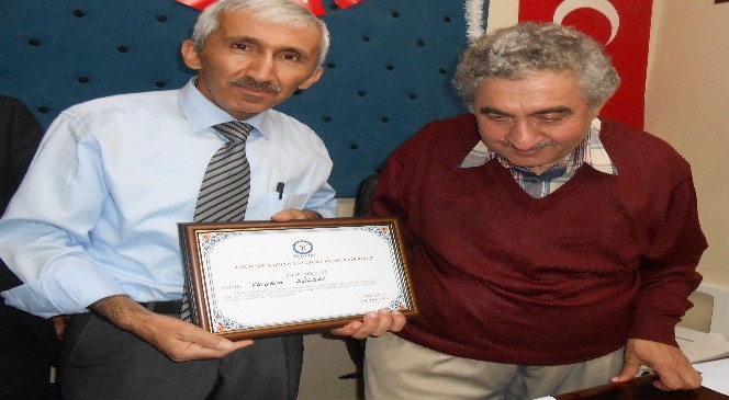 Eşyoder'den Eskişehirli Şair İbrahim Gülbay'a Teşekkür Ödülü