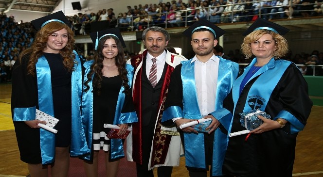 Edirne Sosyal Bilimler Meslek Yüksekokulu Mezuniyet Töreni