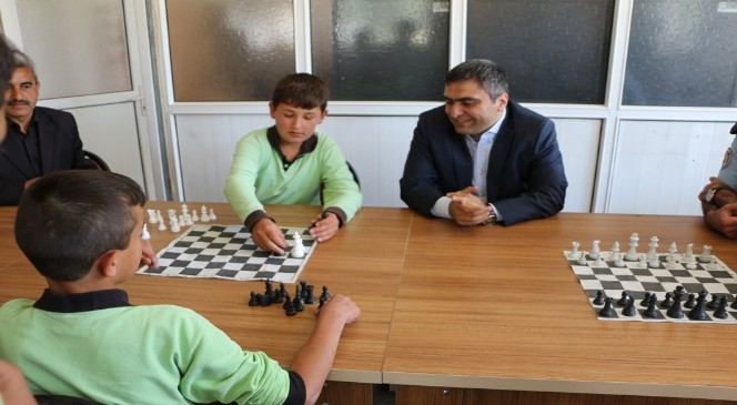 Öğrenciler Arası Satranç Turnuvası Yapıldı