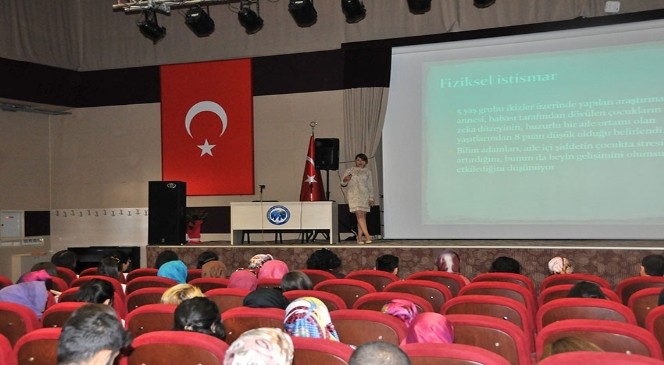 Kmü'de Çocuk İhmali Ve Cinsel İstismar Konulu Konferans