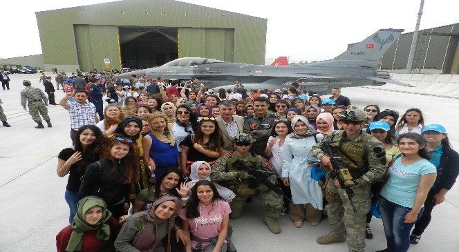 Karaman'da Üniversiteli Öğrenciler Geziden Döndü