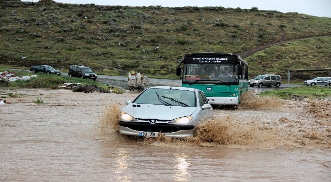 Kayseri&#039;de Metrekareye 26 Kilogram Yağmur DÜştü