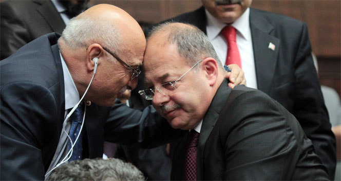 65. hükümetin Sağlık Bakanı Akdağ, haberi AK Parti Grup Toplantısı'nda aldı