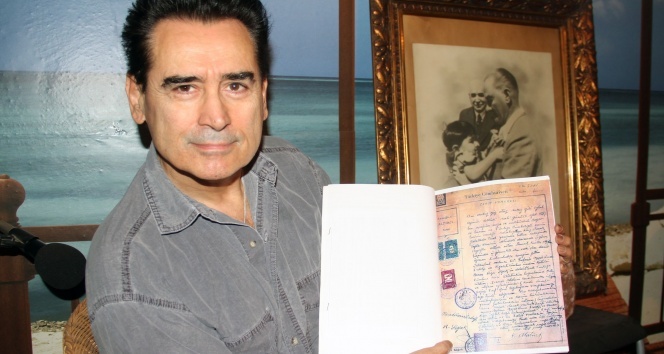 Atatürk’ün, silahı ve takma dişi satıldı