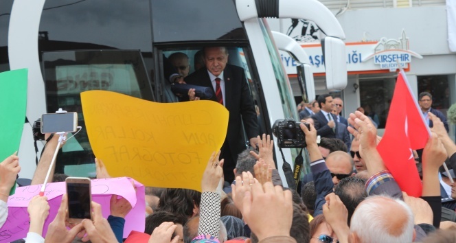 Cumhurbaşkanı Erdoğan&#039;a Kırşehir&#039;de sevgi seli