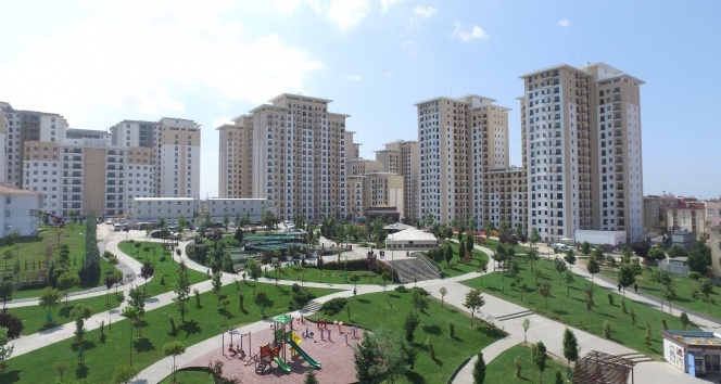 'Esenler Emlak Konutları'nda anahtar teslim töreni gerçekleşti