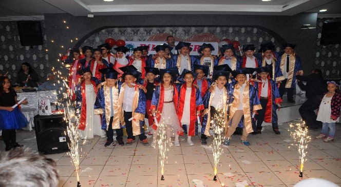 Yozgat Sakarya 4/b Sınıfı Veda Gecesi Düzenledi