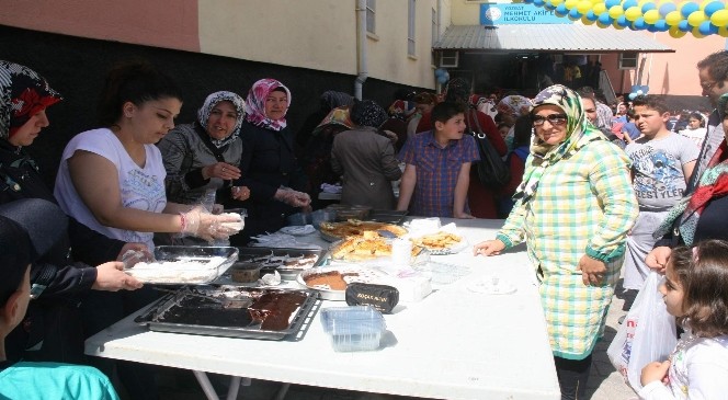 Yozgat Mehmet Akif Ersoy İlkokulu Kermes Düzenledi