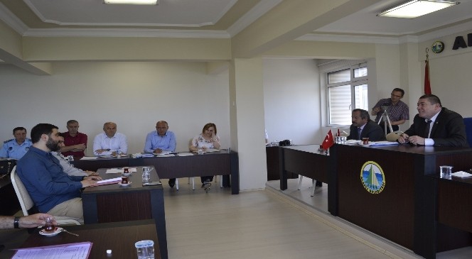 Alaplı Belediye Meclis Toplantısında 'deniz Kumu' Tartışması