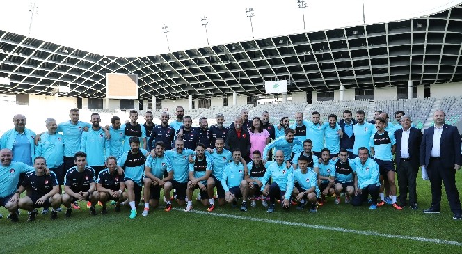 A Milli Takım Slovenya Maçı Hazırlıklarını Tamamladı