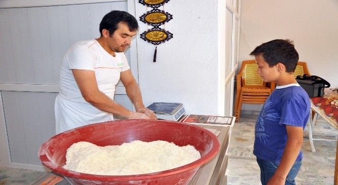 Ramazan Ayının İlk Gününde Kadayıf Yok Sattı