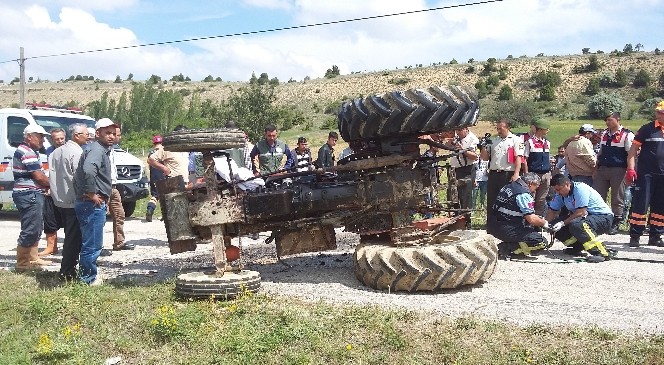 Karaman'da Traktörün Altında Kalan Sürücü Öldü