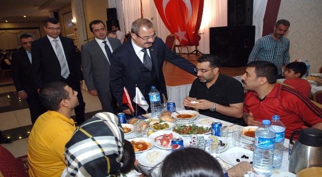 Sanko'dan Çalışanlara İftar Yemeği