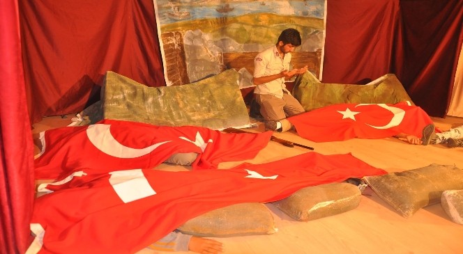“Şehitler Ölmez Çanakkale Geçilmez” Oyunu Beğeni Topladı