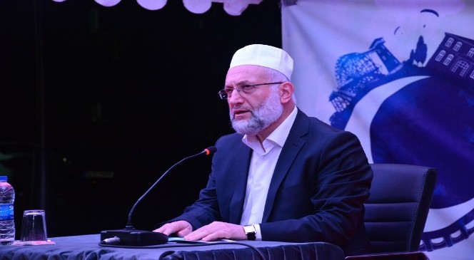 Mustafa Aydın: 'Orucun evveli infak son kısmı iffettir'