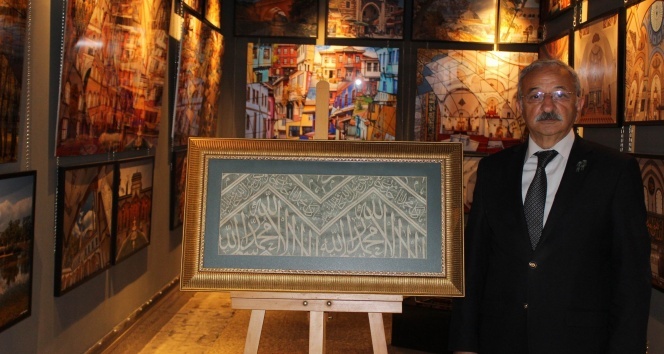 Bursa’da 100 yıl önce dokunan kabe örtüsü müzede sergileniyor