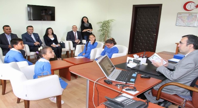 Yozgat'ta Köy Çocukları Hikayelerini Kitap Haline Getirdi