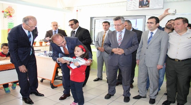 Yozgat'ta 79 Bin Öğrenci Karnesini Alarak Yaz Tatiline Girdi