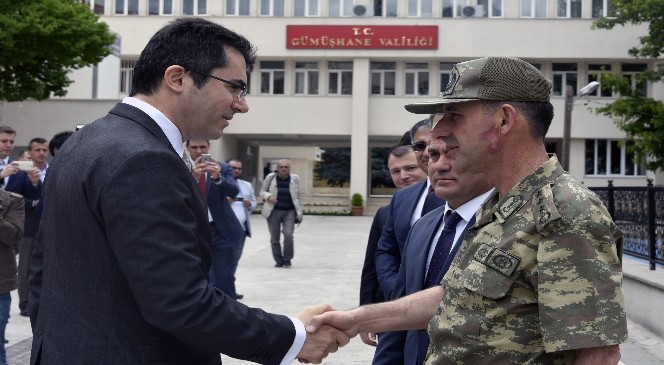 Gümüşhane'nin Yeni Valisi Okay Memiş Görevine Başladı
