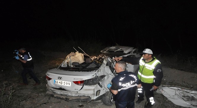 Yozgat'ta Otomobil Takla Attı: 2 Ölü 3 Yaralı