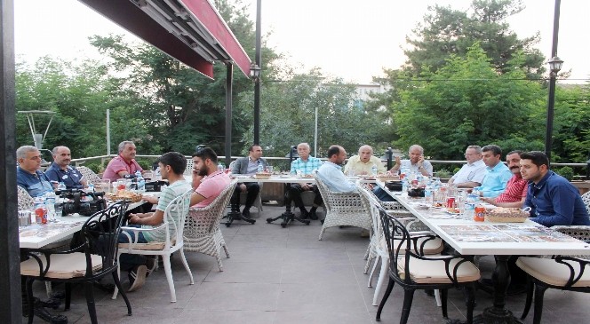 Dicle Edaş'tan Basın Mensuplarına İftar