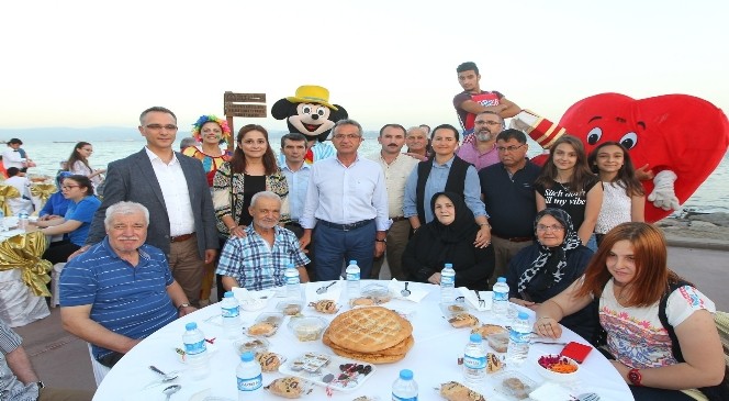 Gebzede Şehit Ve Gazi Yakınları İftar Yemeğinde Buluştu