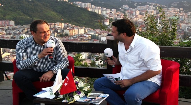 Başkan Aksu Belediye Tv'de Canlı Yayında Soruları Yanıtladı