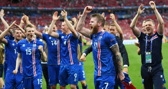 İzlanda&#039;dan tarihi zafer!