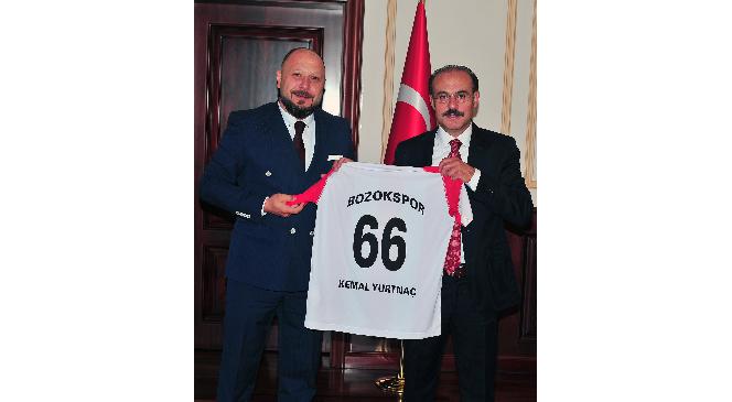 Yozgat Valisi Kemal Yurtnaç'tan Spora Destek