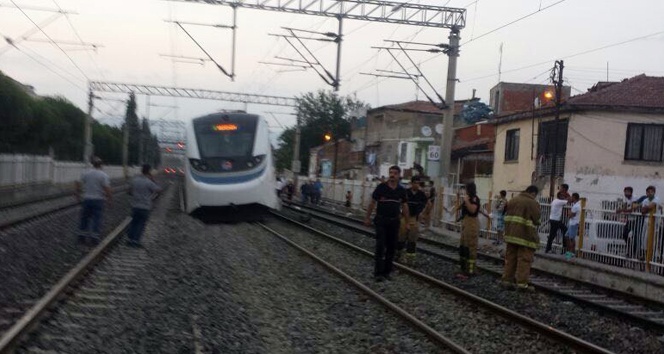 İzmir&#039;de feci tren kazası