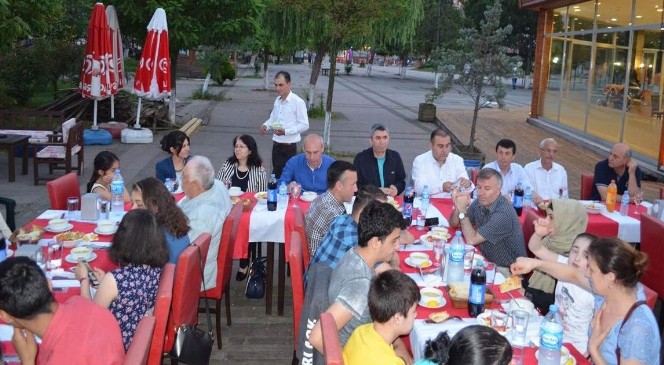 Kaymakam Kılıçarslan Şehit Ve Gazi Aileleriyle İftarda Bir Araya Geldi