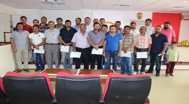 Karaman'da Süt Toplayıcıları Belgelerini Aldı