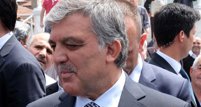 Abdullah Gül&#039;den birlik ve beraberlik mesajı