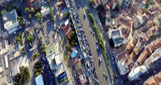 İstanbul trafiği havadan görüntülendi