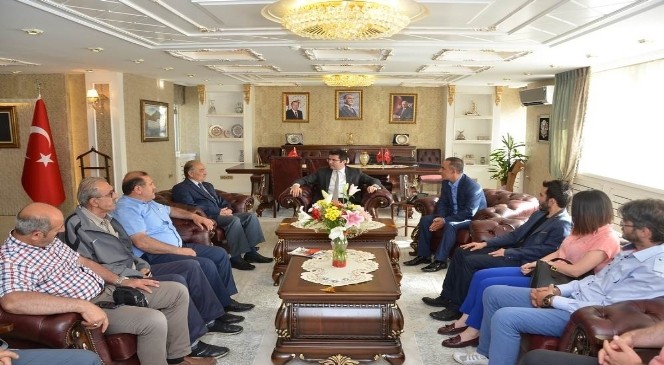 Gümüşhane'de Gazeteciler Vali Memiş'i Ziyaret Etti