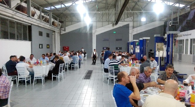 Volkswagen ticari araç sahipleri, Aykan’ın iftarında buluştu