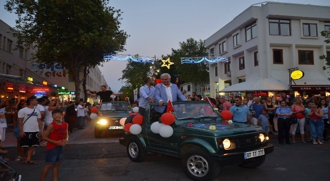 Kemer Altın Nar Kültür ve Sanat Festivali renkli başladı