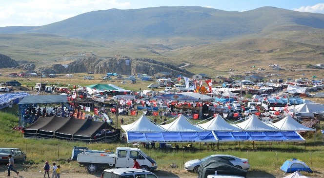 2200 metrede İmecik Yaylası Yörük Şöleni