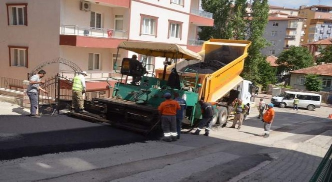Kırıkkale Belediyesi’nde hedef 40 bin ton asfalt