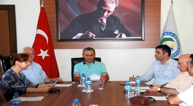 Giresun Üniversitesi Senatosu darbe girişimini kınadı