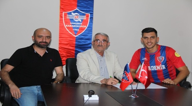Karabükspor, Ceyhun Gülselam ile 3 yıllık anlaşma sağladı
