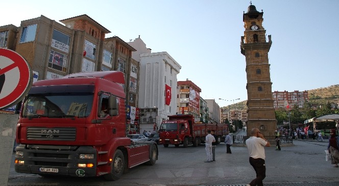 Yozgat’ta şoförlerden darbe protestosu