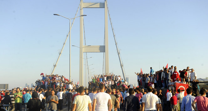15 Temmuz Şehitler Köprüsü yarın 14.00&#039;dan itibaren trafiğe kapatılacak!