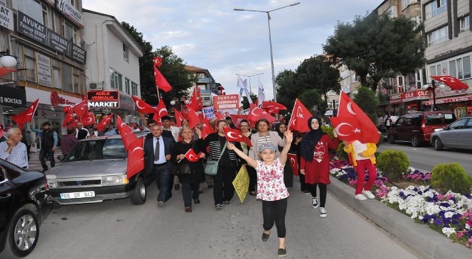 Yozgat’ta 150 dernekten darbe protestosu