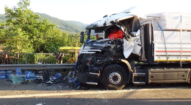 TEM’de trafik kazası: 1 ölü, 1 yaralı