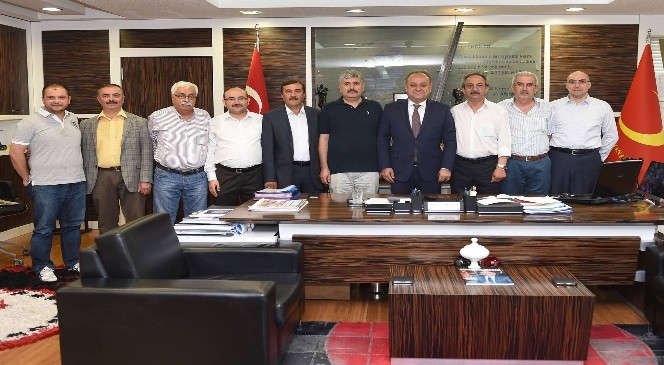 Belediye Meclisi MHP Grubu üyeleri, Başkan Babaş’ı ziyaret etti