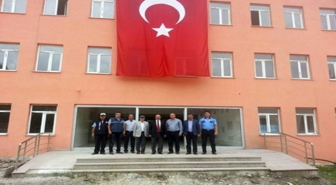 Rektör Aydın, Azdavay Meslek Yüksekokulu Kampusu’nu inceledi